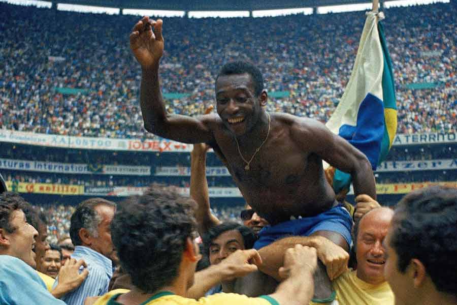 Greatest football XI of all time according to ChatGPT 