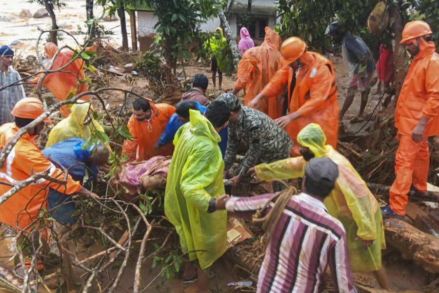 Pictures of Kerala Wayanad Landslide incident 