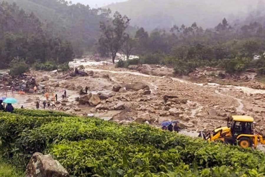 Pictures of Kerala Wayanad Landslide incident 