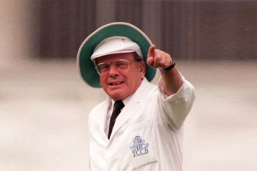 Controversial greatest Test XI picked by Umpire Dickie Bird 