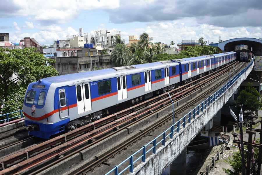 Metro services are going to increase on the Orange Line between Kavi Subhash and Hemanta Mukhopadhyay metro stations