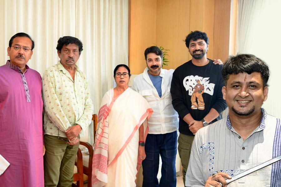 Image Of Aroop Biswas, Goutam Ghosh, Mamata Banerjee, Prosenjit Chatterjee, Dev Adhikari