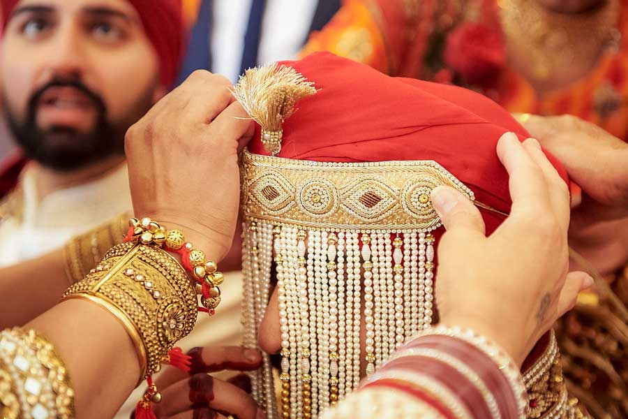 The farewell rituals of IIT kanpur includes marriage between two male students