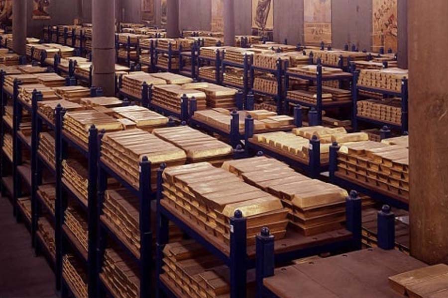 India brings 100 metric tonnes of gold back from UK