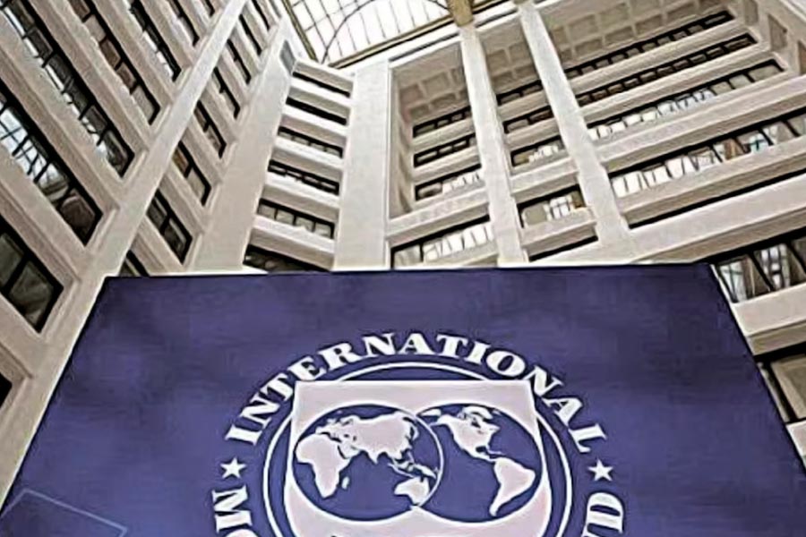 India brings 100 metric tonnes of gold back from UK