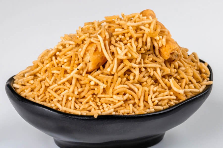 বিকানেরি ভুজিয়ার কদর দেশ জুরে। 