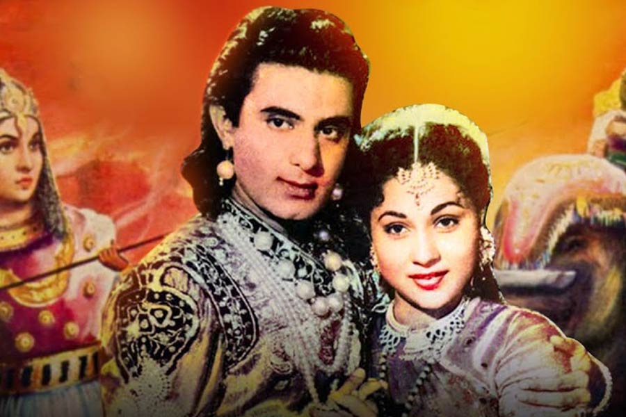 ১৯৬১ সালে প্রেক্ষাগৃহে মুক্তি পায় ‘জয় চিতোর’ নামে একটি হিন্দি ছবি। প্রধানমন্ত্রীর ওয়েবসাইটে লেখা রয়েছে যে এই ছবির একটি গান তাঁর প্রিয়। এই ছবিতে লতা মঙ্গেশকরের কণ্ঠে ‘উওহ পবন বেগ সে উড়নেওয়ালে ঘোড়ে’ গানটি ভাল লাগে প্রধানমন্ত্রীর।