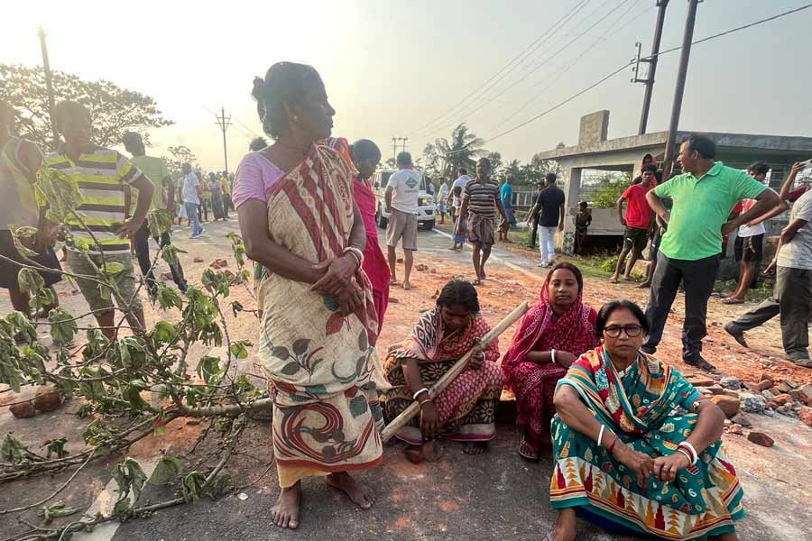 Tension in Sandeshkhali on last phase of election