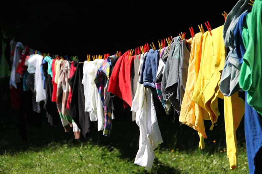 How to prevent outfits discoloration in harsh sun