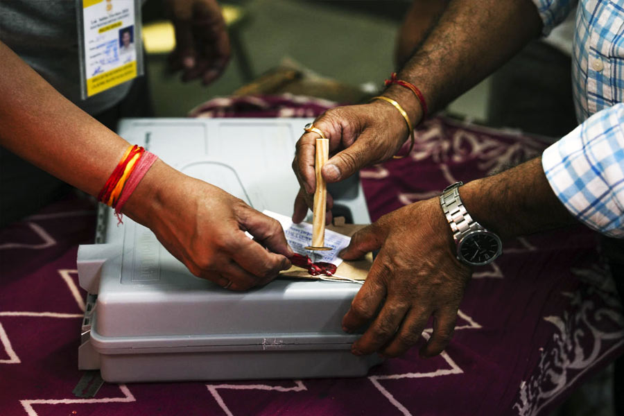 Phalodi Satta Bazar reveals final estimates after exit poll results