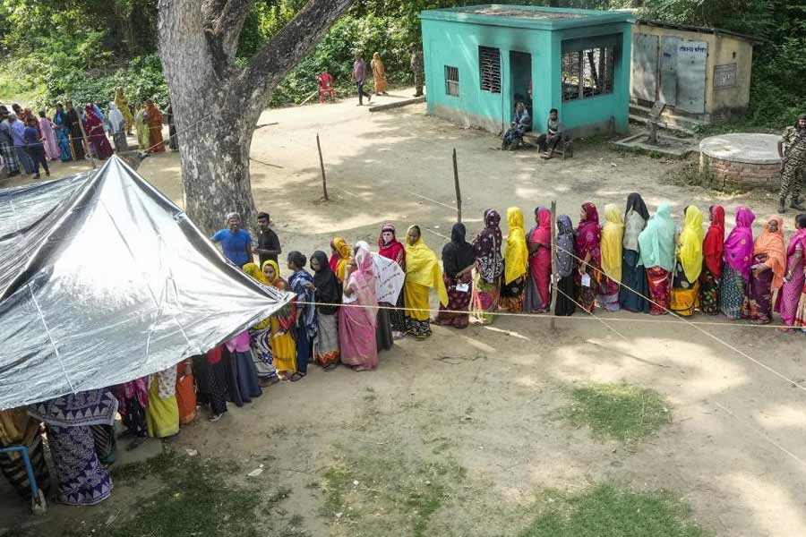 Phalodi Satta Bazar reveals final estimates after exit poll results