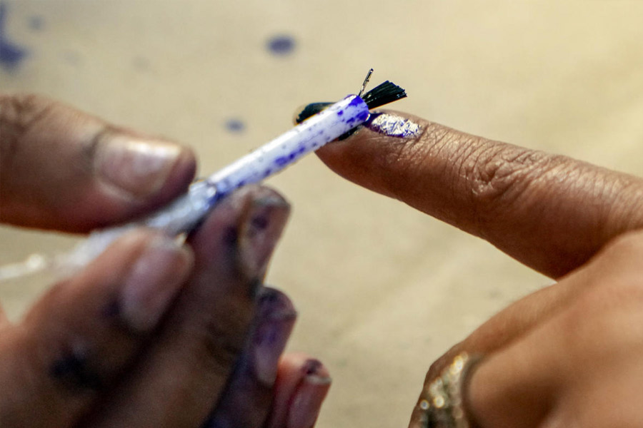 Phalodi Satta Bazar reveals final estimates after exit poll results