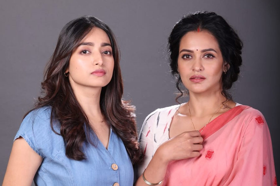 Image Of Priyanka Sarkar, Isha Saha