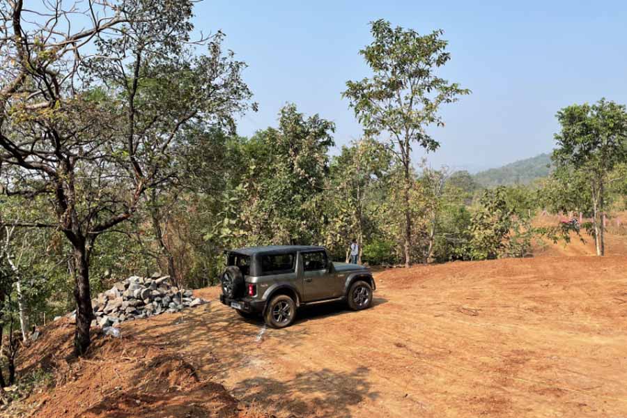 সমাজমাধ্যমে ইমরান লেখেন, ‘‘আমি বহু বার সেখানে গিয়েছি। সূর্যাস্ত এবং সূর্যোদয় দেখেছি। সামনেই একটি পাহাড়ি ঝর্না রয়েছে। এক এক ঋতুতে তার এক এক রকম রূপ। বর্ষায় তার জলস্রোত একেবারেই অন্য রকম।’’