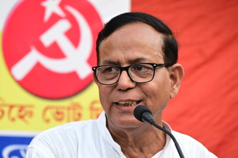 মুর্শিদাবাদে সিপিএমের প্রার্থী মহম্মদ সেলিম। ২০১৯ সালে রায়গঞ্জে প্রার্থী হয়ে হেরেছিলেন তিনি। এ বারের লোকসভা নির্বাচনেও পরাজিত তিনি।