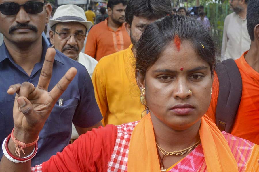 বসিরহাটে বিজেপির প্রার্থী রেখা পাত্র। সন্দেশখালিতে প্রতিবাদের অন্যতম ‘মুখ’ ছিলেন তিনি। জয়ী হতে পারেননি রেখা।