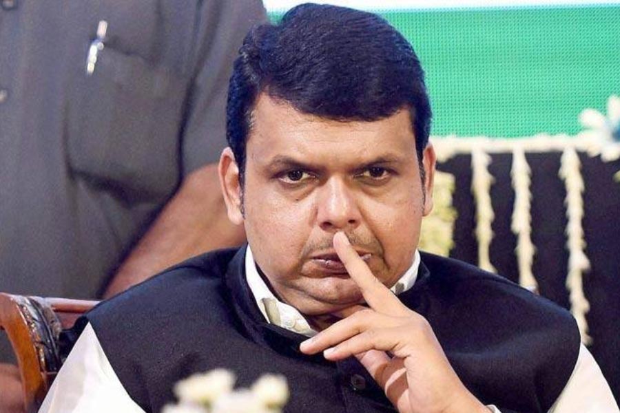 Devendra Fadnavis offers to resign, takes blame for BJP\\\\\\\\\\\\\\\'s Maharashtra show