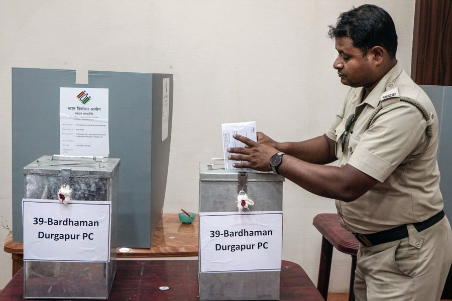 TMC candidates won in 26 loksabha election in the postal ballot