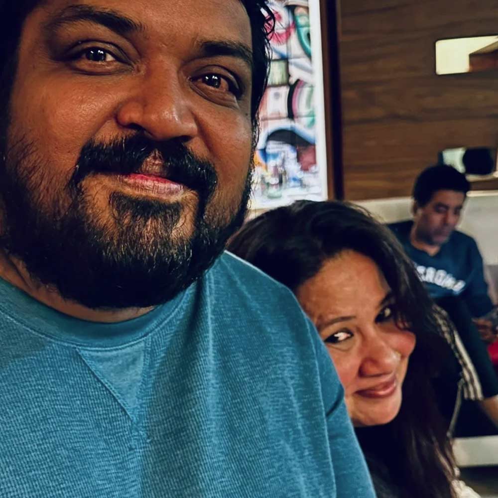 কাজের সূত্রে কুমুদ শাহি নামে এক তরুণীর সঙ্গে আলাপ হয় ফয়জলের। বন্ধুত্ব থেকে প্রেম। ২০১১ সালে কুমুদের সঙ্গে সাত পাকে বাঁধা পড়েন অভিনেতা।