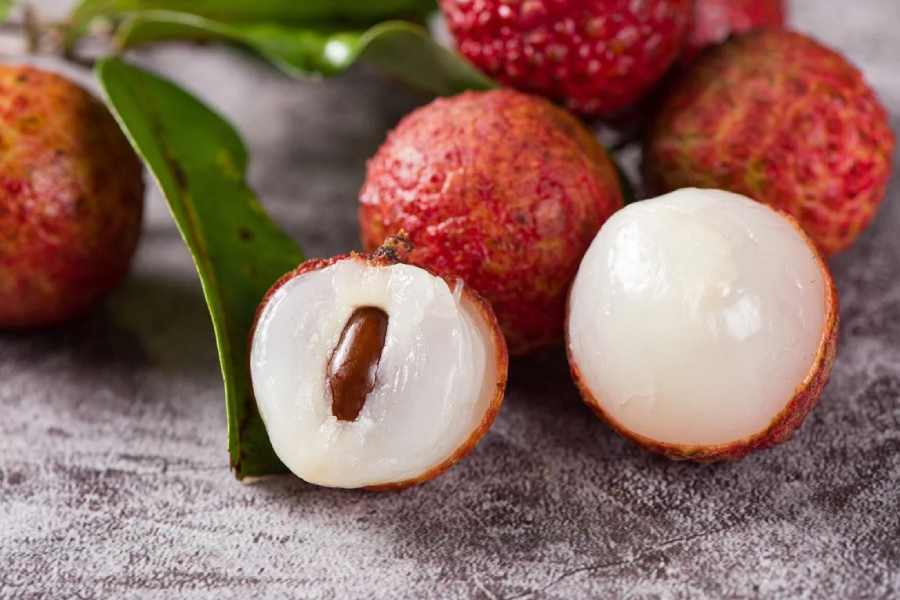 Health Benefits of Litchis in this summer, how many to have in a day