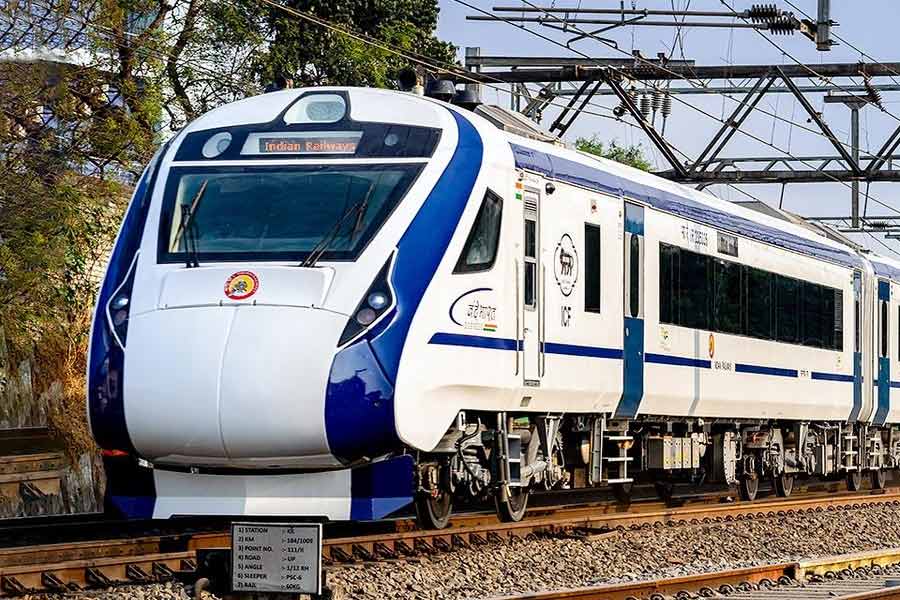 Aiswarya S Menon and Surekha Yadav, Vande Bharat loco pilot who is invited to PM Modi's Oath Ceremony