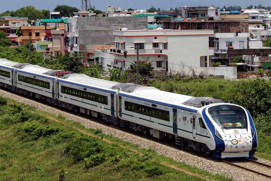 Aiswarya S Menon and Surekha Yadav, Vande Bharat loco pilot who is invited to PM Modi's Oath Ceremony