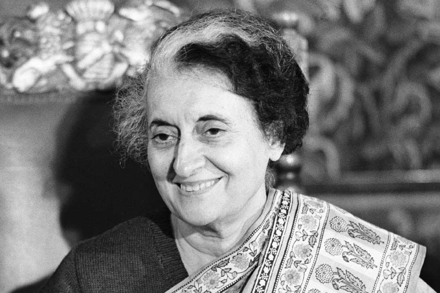 অবশ্য প্রধানমন্ত্রী থাকাকালীন নির্বাচনে হেরে যাওয়ার নজিরও রয়েছে। ১৯৭৭ সালে ৩৪.০৯ শতাংশ ভোটের ব্যবধানে হেরে গিয়েছিলেন প্রধানমন্ত্রী ইন্দিরা গান্ধী।