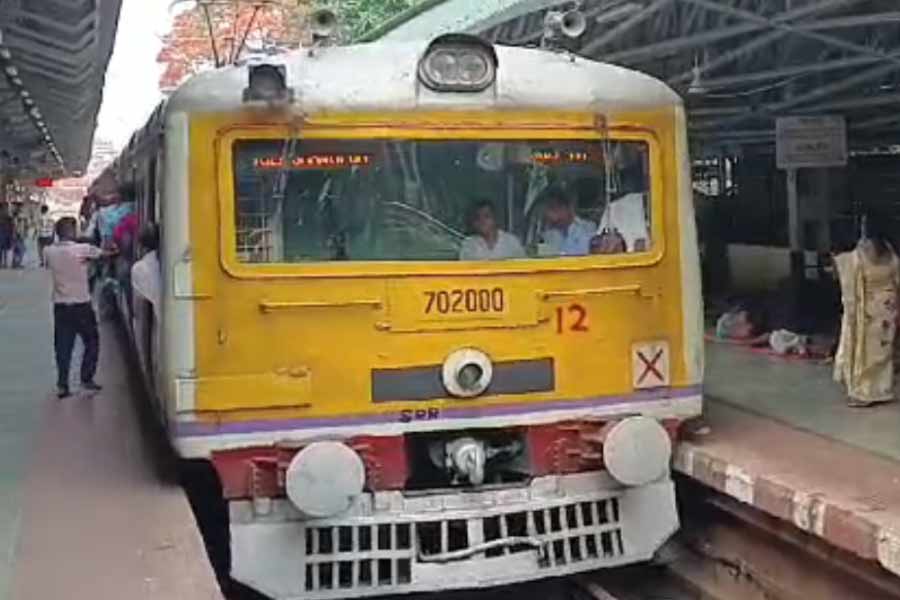 Eastern Railway clarified that there will be no train cancellations on the Sealdah division on July 20 and 21