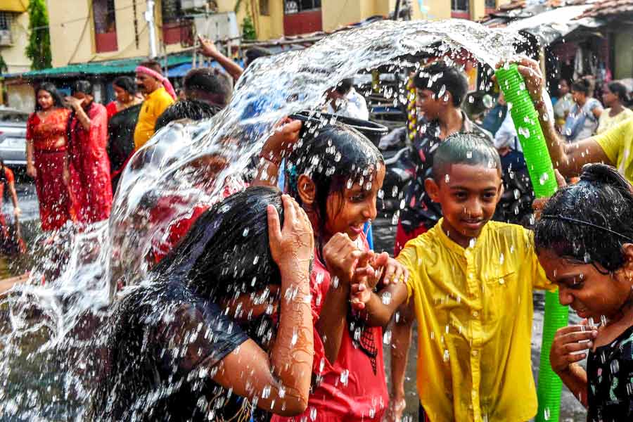 Reasons behind hot and humid weather in Kolkata and other South Bengal districts dgtl