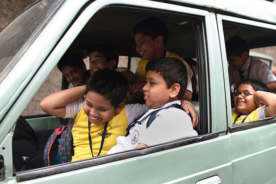 Transport Department is making it mandatory to keep attendants in Pull Car and school buses