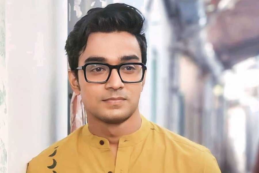 Actor Arpan Ghoshal talks about his experience working in film Othoi