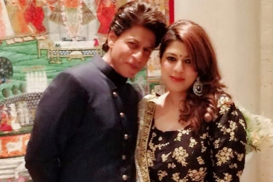 Pooja Dadlani and Shah Rukh Khan