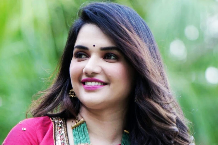 Who is Pavithra Gowda, partner of Actor Darshan accused of medical shop worker killed