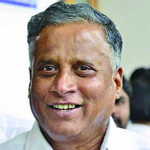 ২০২৪ সালের লোকসভা নির্বাচনে কর্নাটকের গোবিন্দরাজনগর কেন্দ্র থেকে বিজেপি প্রার্থী হিসাবে দাঁড়িয়েছিলেন ভি সোমান্না। বর্তমানে জলশক্তি মন্ত্রকের প্রতিমন্ত্রীর পাশাপাশি রেল মন্ত্রকের প্রতিমন্ত্রী হিসাবে শপথ গ্রহণ করেছেন তিনি। এডিআর সূত্রে খবর, তাঁর মোট সম্পত্তির পরিমাণ ৬০ কোটি টাকা।