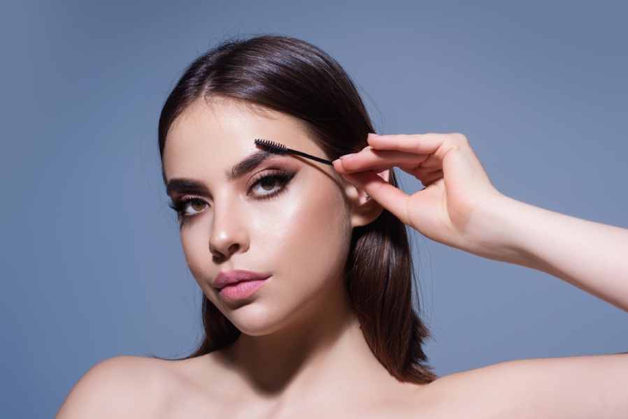 Natural ways to get thicker eyebrows