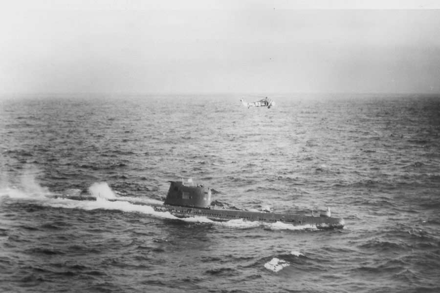 US Russia submarines play cat and mouse game in Cuba