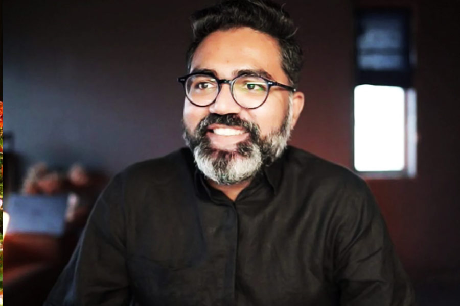 বলিপাড়ায় এমন বহু তারকা দম্পতি রয়েছেন, যাঁদের বিয়ের অনুষ্ঠান গোড়া থেকে শেষ পর্যন্ত শুট করেছেন জোসেফ। চিত্রগ্রাহক হিসাবে বলি তারকাদের পছন্দের তালিকার উপরের দিকেই রয়েছেন তিনি।