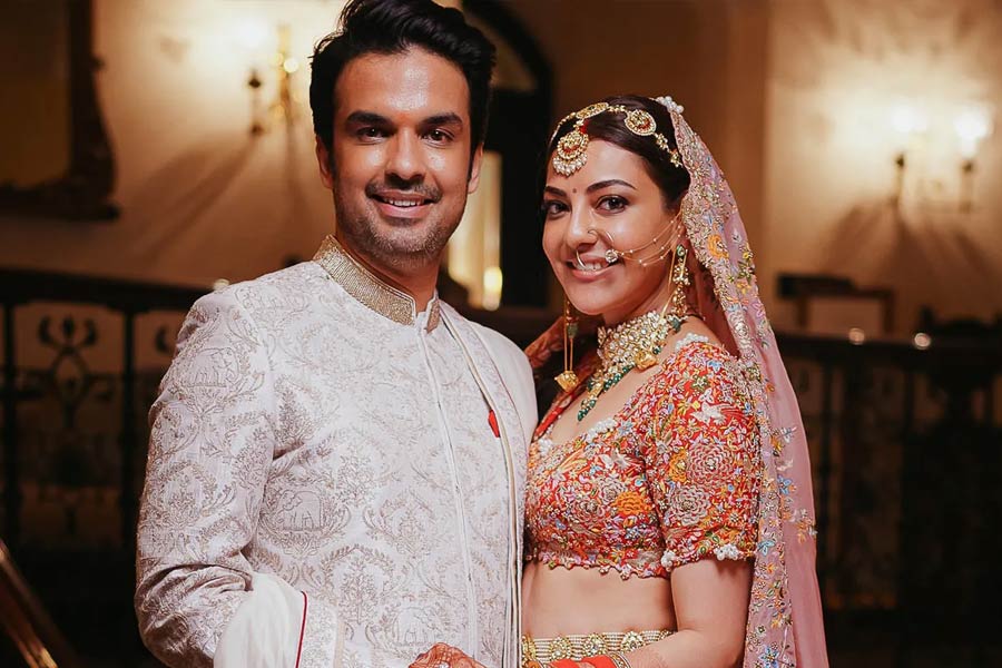 হিন্দি ছবির পাশাপাশি তামিল এবং তেলুগু ছবিতে অভিনয় করে জনপ্রিয় হয়ে উঠেছিলেন কাজল আগরওয়াল। ২০২০ সালে শিল্পপতি গৌতম কিচলুকে বিয়ে করেন অভিনেত্রী। তাঁদের বিয়ের অনুষ্ঠান মুহূর্তবন্দি করেছিলেন জোসেফ।