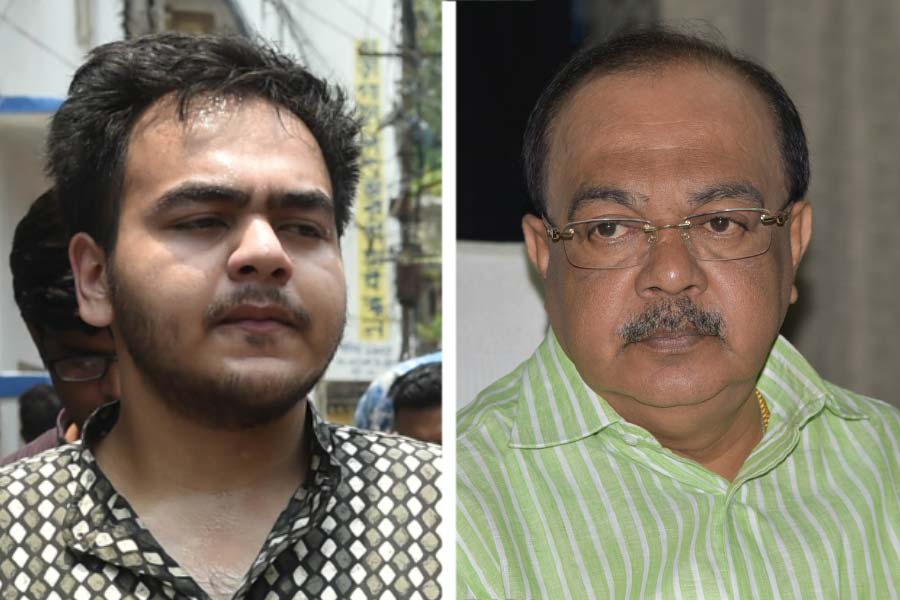 How is Sovan Chatterjee as a father, Baishakhi Banerjee comments