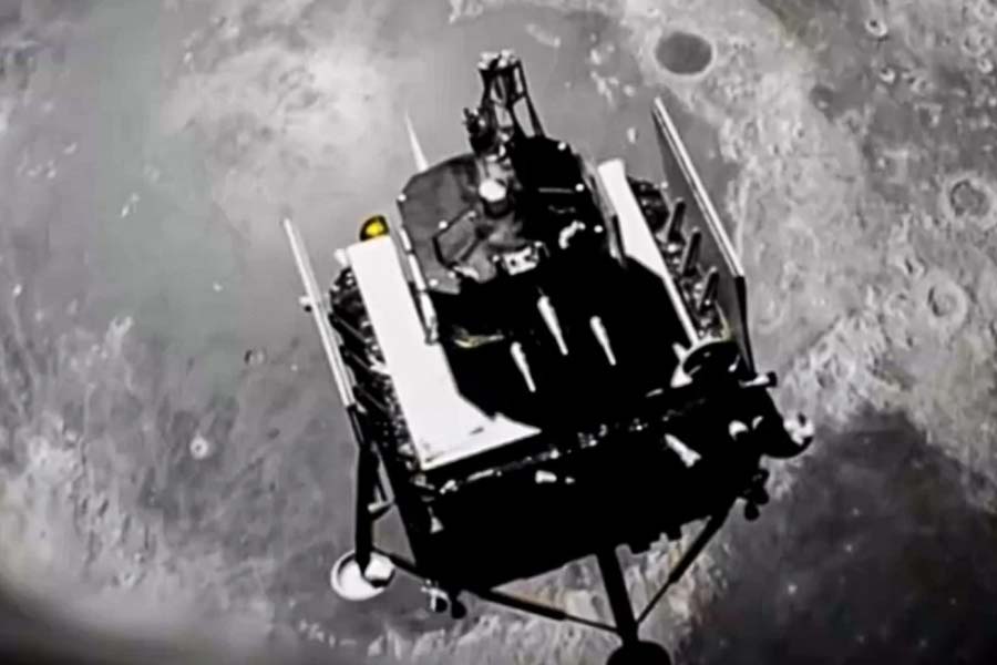 Chinese moon researchers will reach earth by 25th June with samples by Chang’e 6