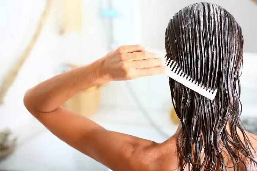 Homemade hair pack for hair growth and thickness in 3-4 weeks, Aroma therapist says