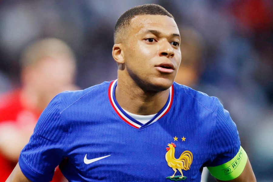 Kylian Mbappe | French footballer Kylian Mbappe spoke about his ...