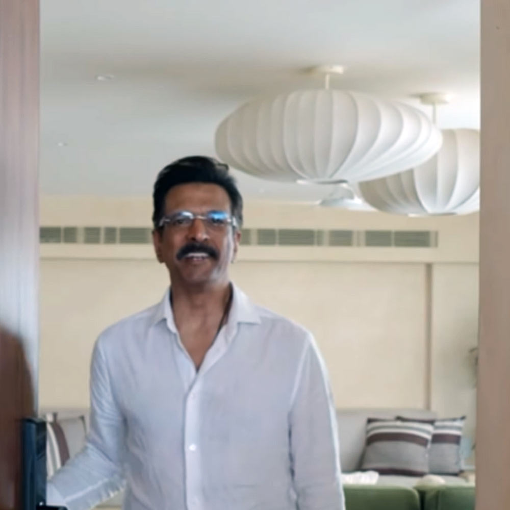 Jaaved Jaaferi's Sea Facing Home