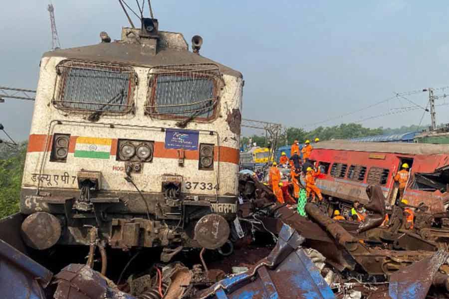 Major Railway Incidents in India in the last 4 years including Kanchanjunga Express tragedy and their causes