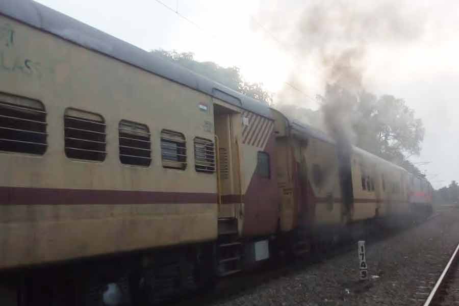 Major Railway Incidents in India in the last 4 years including Kanchanjunga Express tragedy and their causes