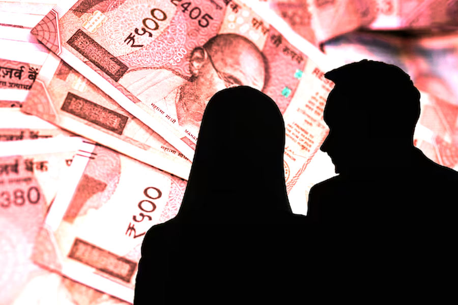 Bengaluru couple seek advice on where to spend a lot of money they earned