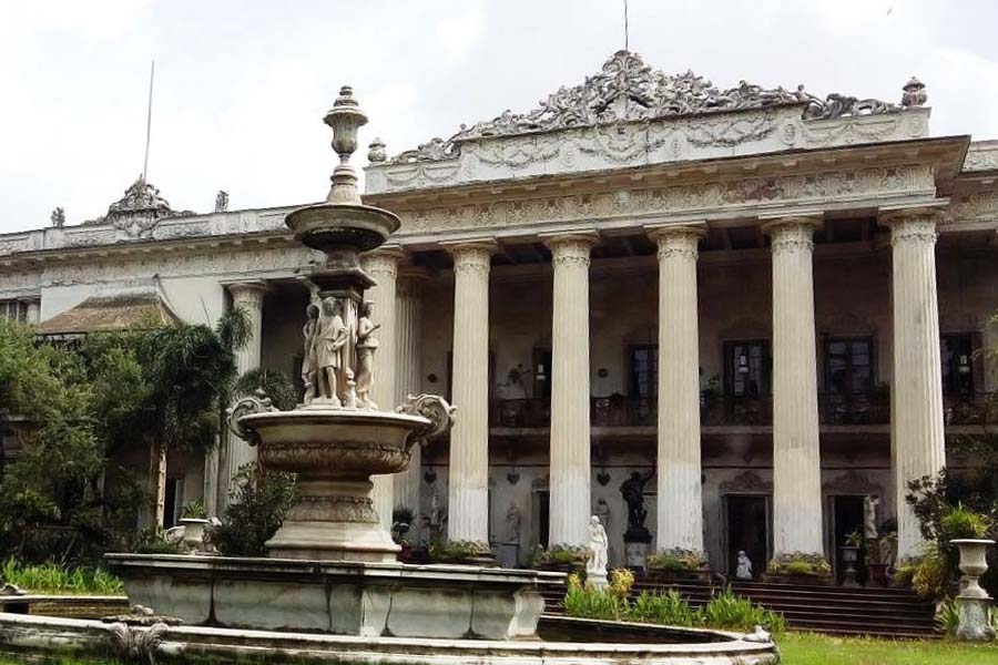 কলকাতার মার্বেল প্যালেস।