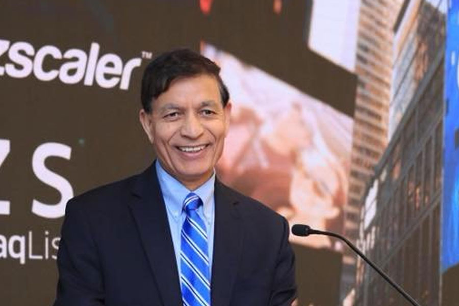 Indian-American has wealth worth 91,000 crore richest IITian