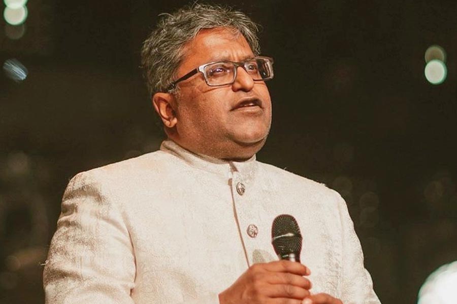 ১৯৯১ সালে মিনাল মোদীর সঙ্গে সাত পাকে বাঁধা পড়েন ললিত। বিয়ের দু’বছর পর জন্ম হয় আলিয়ার। আলিয়ার জন্মের এক বছর পর জন্ম হয় তাঁর ভাই রুচিরের।