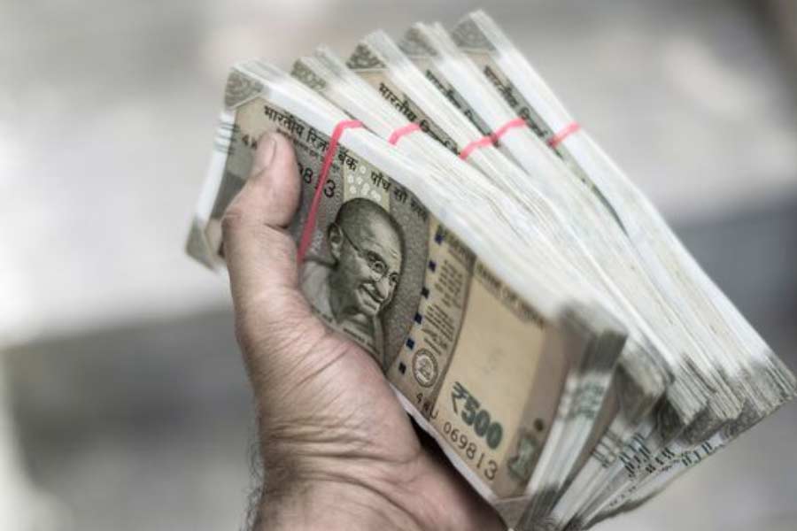 কোনও রাজ্য এই বিশেষ তকমা পেলে একাধিক সুবিধা পেয়ে থাকে। সমস্ত কেন্দ্রীয় প্রকল্পে বিশেষ রাজ্যের তকমা পাওয়া রাজ্যগুলিকে কেন্দ্র ৯০ শতাংশ অর্থ বরাদ্দ করে থাকে। বাকি ১০ শতাংশের সংস্থান করে সংশ্লিষ্ট রাজ্যটি বা রাজ্যগুলি।